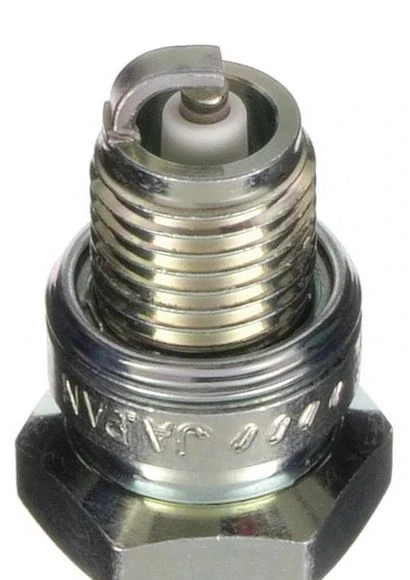 NGK Zapaľovacia sviečka D6HA