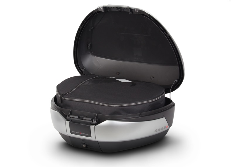 SHAD Vrchný kufor na motorku SH48 nový titán vr. opierky, karbónového víka a zámku PREMIUM lock