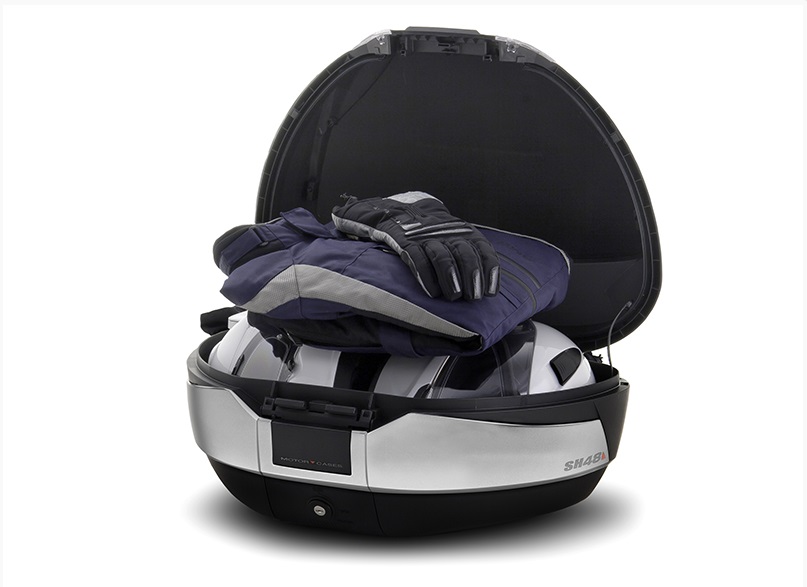 SHAD Vrchný kufor na motorku SH48 nový titán vr. opierky, karbónového víka a zámku PREMIUM lock