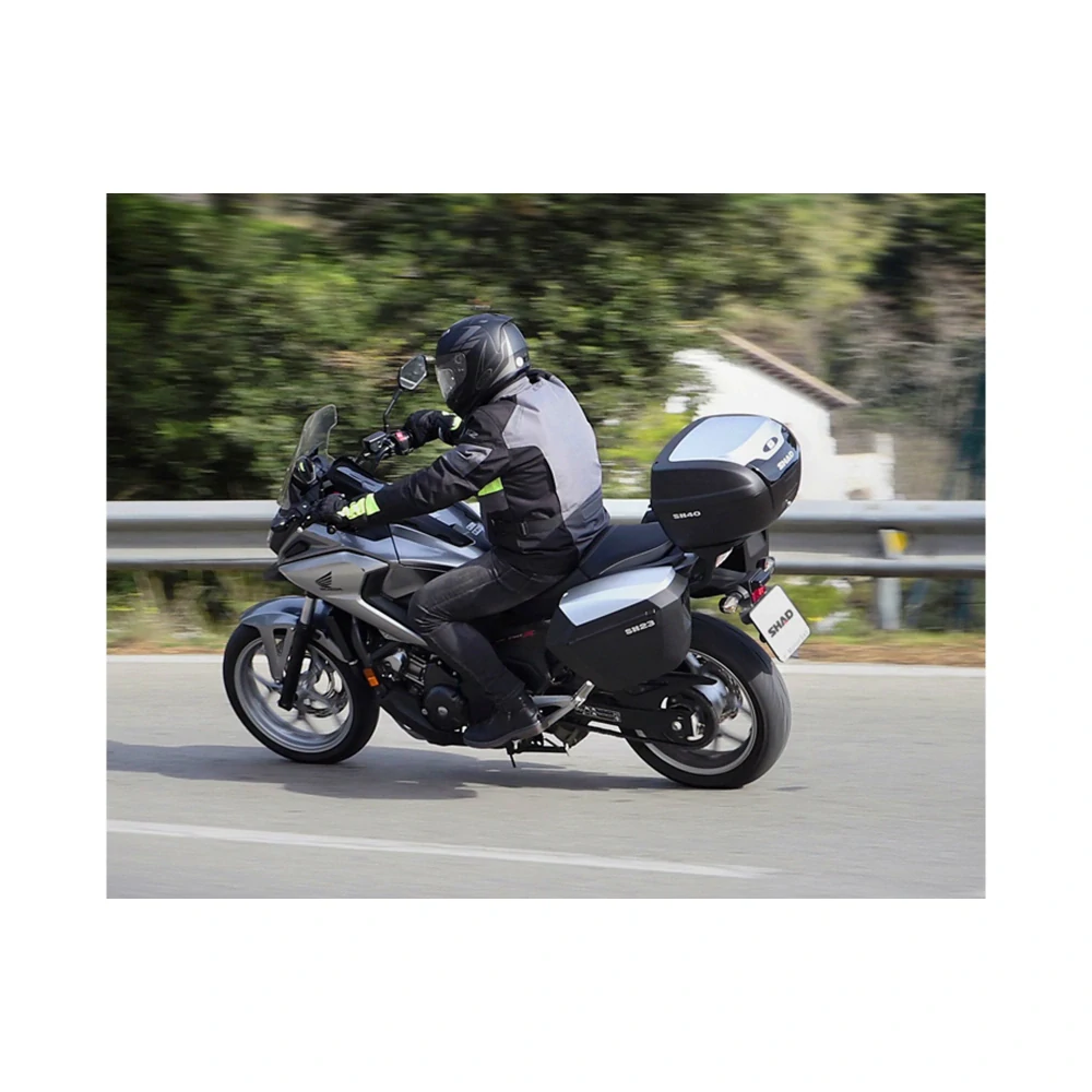 SHAD Bočné kufre SH23 hliníkový vzhľad (pár)