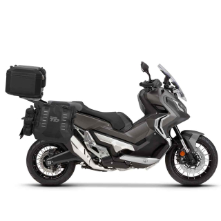 SHAD Kompletná sada sedlových brašní TERRA TR40 adventure a hliníkového kufra SHAD TERRA TR55 PURE BLACK, vrátane montážnej sady HONDA X-ADV 750